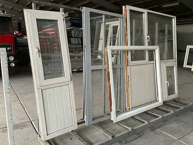 Partij kozijn & deur - afbeelding 6 van  7