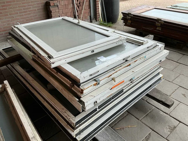 Partij kozijnen - afbeelding 8 van  9