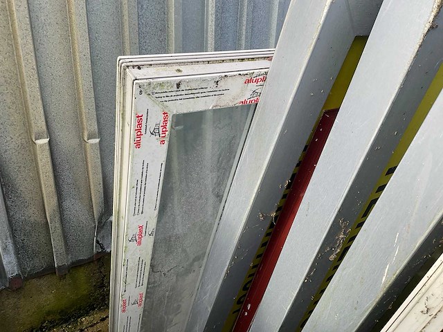 Partij kozijnen - afbeelding 6 van  7