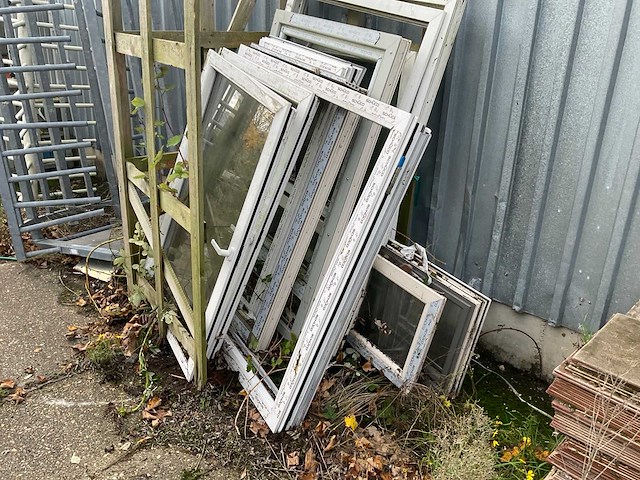 Partij kozijnen - afbeelding 2 van  5