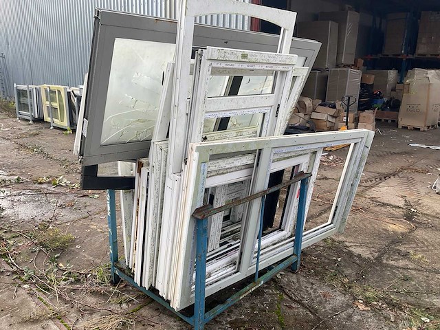 Partij kozijnen/deuren - afbeelding 4 van  6