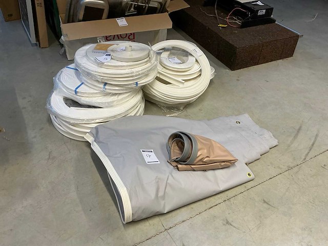 Partij kozijnlijsten - afbeelding 1 van  14