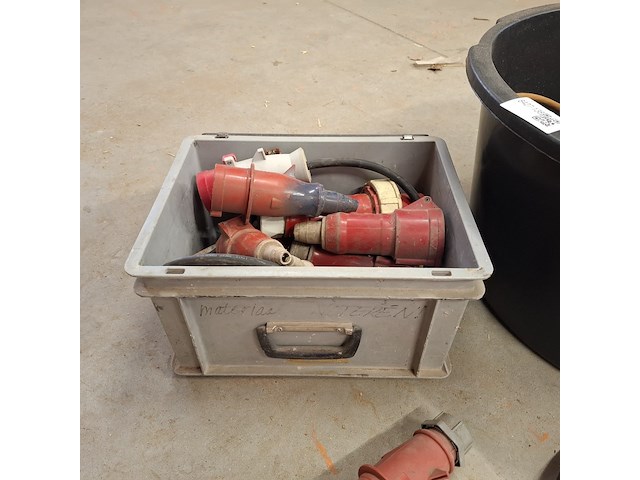 Partij krachtstroom kabels en koppelstukken - afbeelding 2 van  6