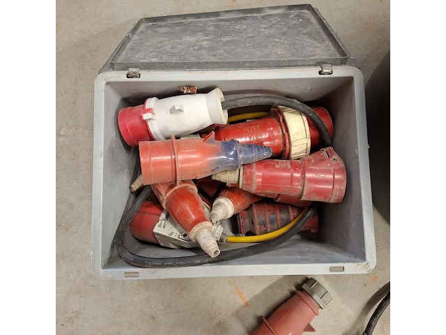 Partij krachtstroom kabels en koppelstukken - afbeelding 3 van  6