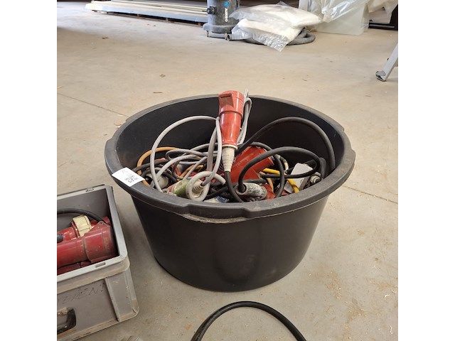 Partij krachtstroom kabels en koppelstukken - afbeelding 4 van  6