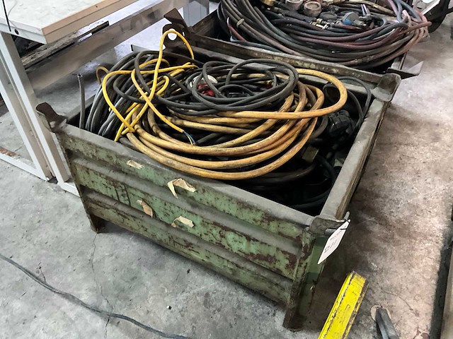 Partij krachtstroom kabels - afbeelding 1 van  2
