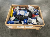 Partij krachtstroom stekkers/contra’s, kabel & sensoren - afbeelding 1 van  7