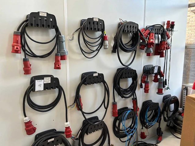 Partij krachtstroom verloopkabel - afbeelding 1 van  7
