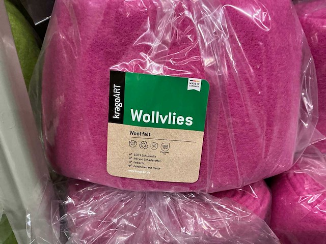 Partij kragoart wollvlies 150mm/5m (77x) - afbeelding 10 van  11