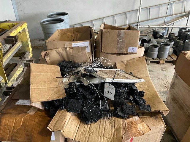 Partij kramplaten - afbeelding 1 van  4