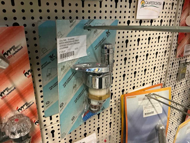 Partij kranen en toebehoren (45x) - afbeelding 4 van  29