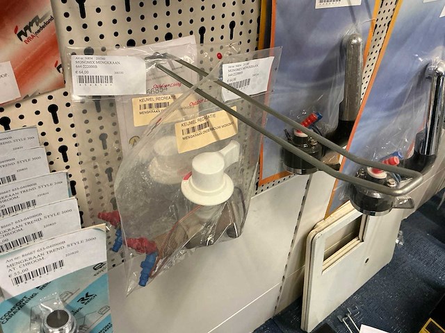 Partij kranen en toebehoren (45x) - afbeelding 5 van  29