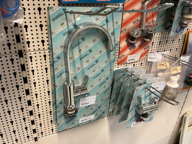 Partij kranen en toebehoren (45x) - afbeelding 26 van  29