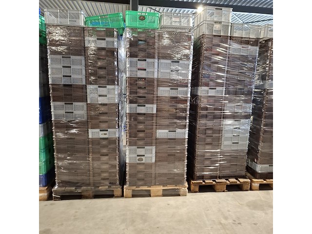 Partij kratten, diverse soorten en maten - afbeelding 12 van  18