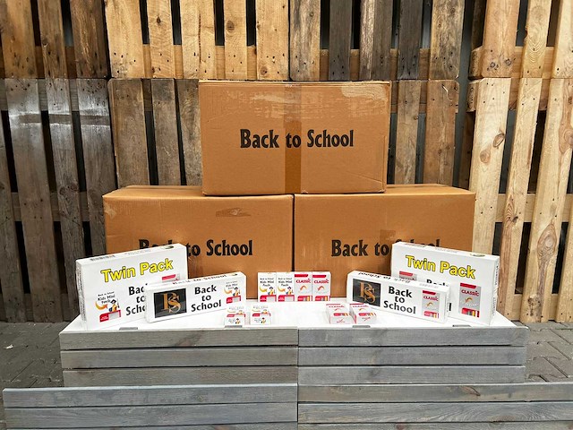 Partij krijt en potloden - pakje 10 stuks (2160x) - afbeelding 1 van  6