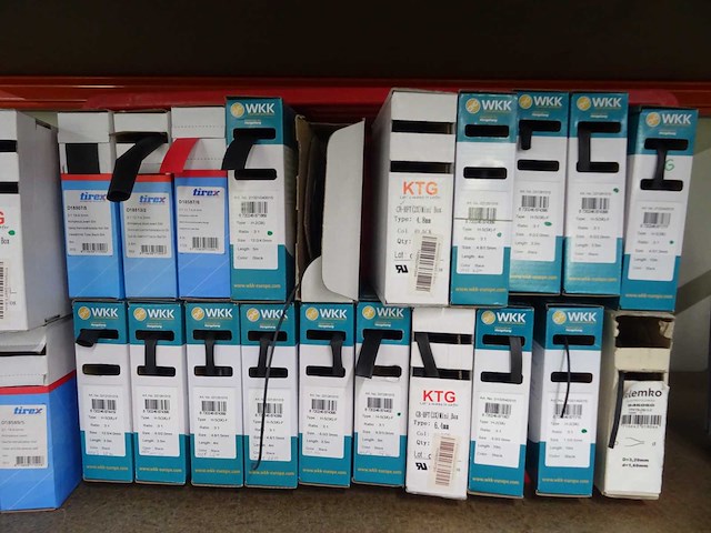 Partij krimpkous en installatiemateriaal - afbeelding 3 van  14