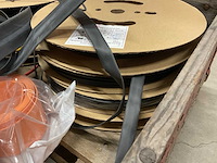 Partij krimpkous - afbeelding 2 van  6