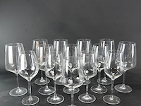 Partij kristallen wijnglazen in doos - afbeelding 1 van  5