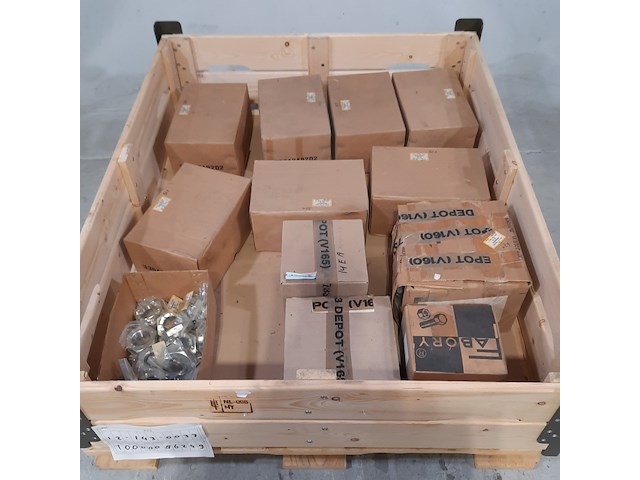 Partij kroonmoeren - afbeelding 2 van  6