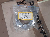 Partij kroonmoeren - afbeelding 5 van  6