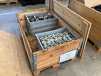 Partij kroonwielen en flamco t-plus aftakkoppelingen - afbeelding 1 van  8