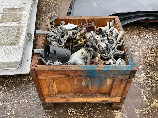 Partij kruis koppelingen - afbeelding 2 van  2