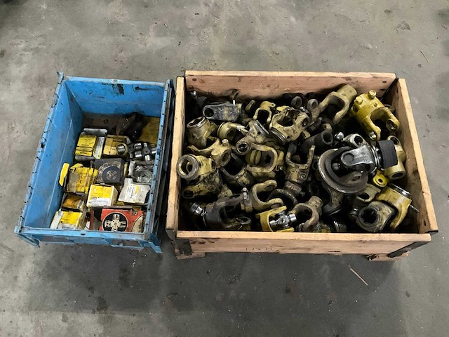 Partij kruiskoppelingen - afbeelding 1 van  7