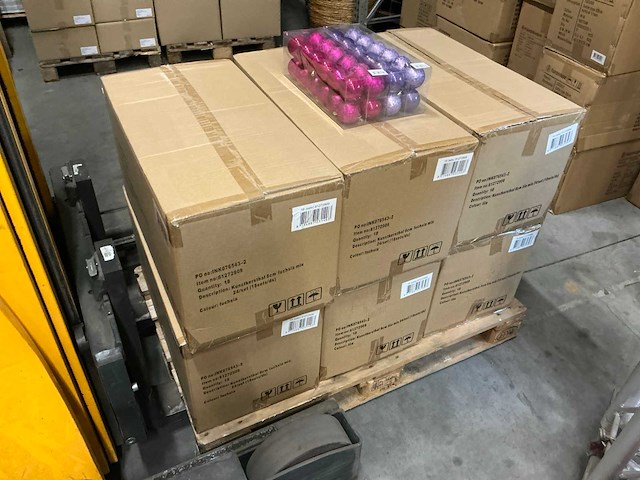 Partij kunstkertstballen 6cm fuchsia&lila mix 24/set (108 sets) - afbeelding 4 van  6