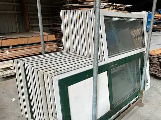 Partij kunstof kozijnen - afbeelding 3 van  4