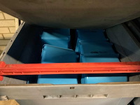 Partij kunstof onderdelen - afbeelding 7 van  8