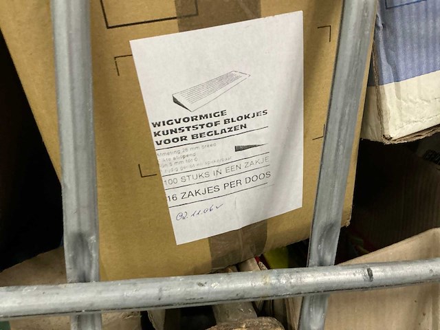 Partij kunstof tunnelblokjes/keggen - afbeelding 8 van  9