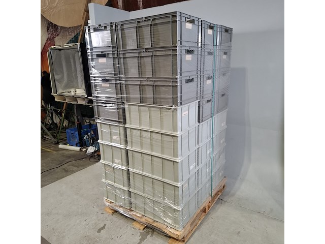 Partij kunststof bakken - afbeelding 3 van  6