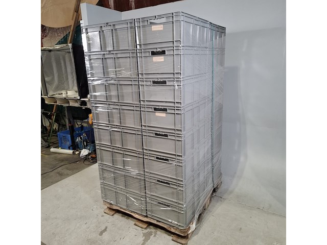 Partij kunststof bakken - afbeelding 3 van  5