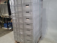 Partij kunststof bakken - afbeelding 3 van  5