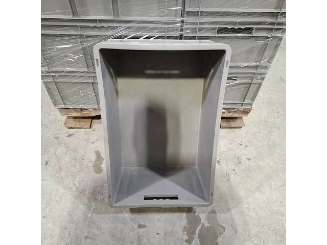 Partij kunststof bakken - afbeelding 5 van  5