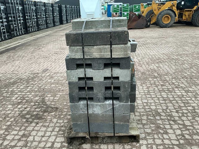 Partij kunststof bouwhekvoeten - afbeelding 7 van  8