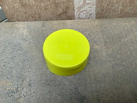 Partij kunststof doppen, 2 1/2” - afbeelding 1 van  3