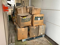 Partij kunststof doppen, 2 1/2” - afbeelding 3 van  3