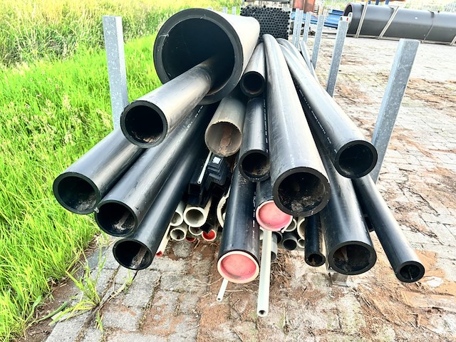 Partij kunststof drukleiding, agru, hdpe / pe100 - afbeelding 1 van  5