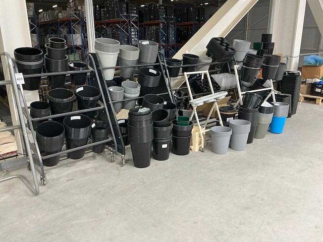 Partij kunststof emmers - afbeelding 2 van  6