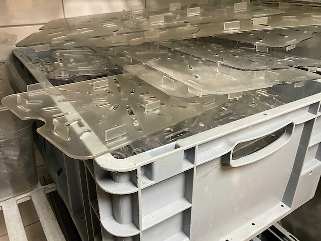 Partij kunststof gastronorm uitlekroosters - afbeelding 3 van  5