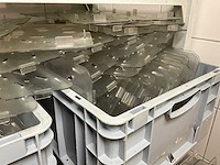 Partij kunststof gastronorm uitlekroosters - afbeelding 4 van  5