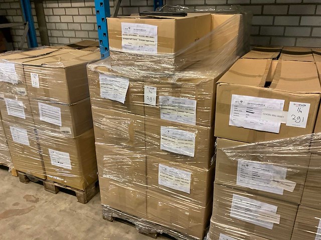 Partij kunststof halffabrikaat - afbeelding 20 van  20