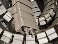 Partij kunststof kabelgeleiders - afbeelding 3 van  7