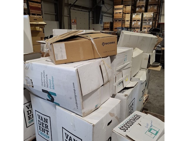 Partij kunststof kabelgeleiders - afbeelding 4 van  7