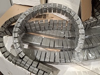 Partij kunststof kabelgeleiders - afbeelding 7 van  7