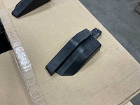 Partij kunststof kappen - afbeelding 4 van  6