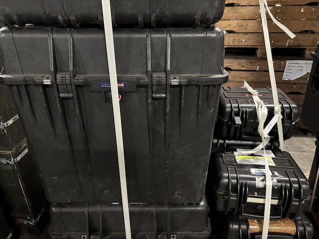 Partij kunststof kisten en laptoptassen, o.a. tgm - afbeelding 5 van  11