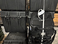 Partij kunststof kisten en laptoptassen, tgm/pelican/targus - afbeelding 4 van  6