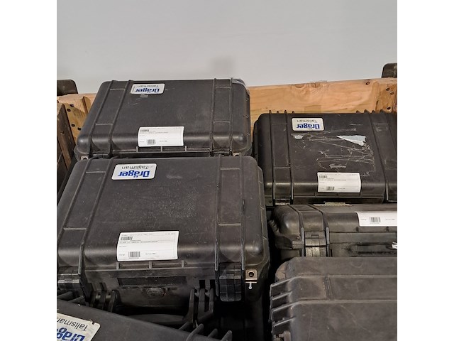 Partij kunststof koffers, o.a. peli - afbeelding 5 van  6